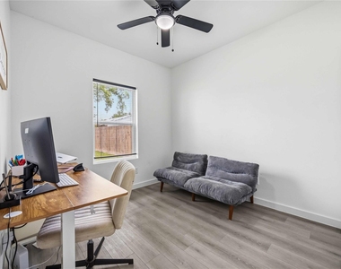 8614 Peachtree Street - Photo Thumbnail 11