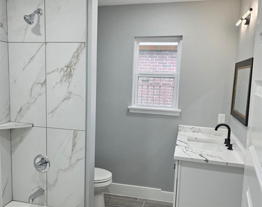 3914 Southlawn Street - Photo Thumbnail 9