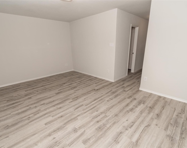 3424 Cannon Court - Photo Thumbnail 6