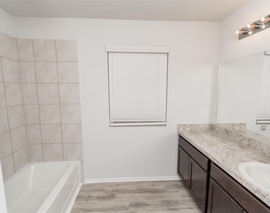 3424 Cannon Court - Photo Thumbnail 7