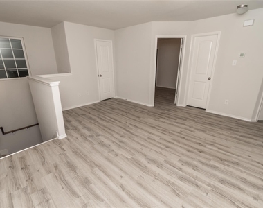 3424 Cannon Court - Photo Thumbnail 9