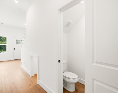 7841 Sunnyhill Street - Photo Thumbnail 8