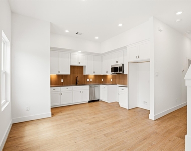 7841 Sunnyhill Street - Photo Thumbnail 22