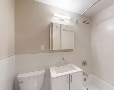 80 North Moore Street - Photo Thumbnail 4