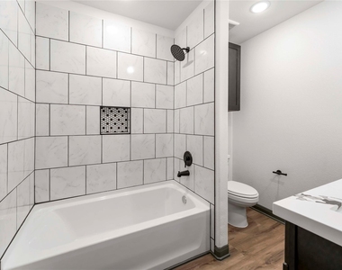 7987 Chateau Street - Photo Thumbnail 28