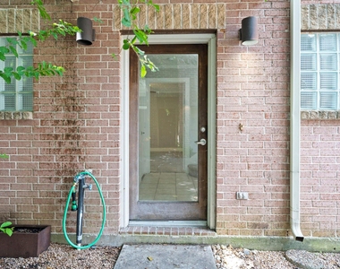 2154 Arabelle Street - Photo Thumbnail 12