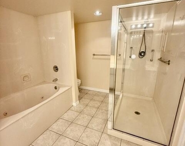 6770 Ridgewood Avenue - Photo Thumbnail 18