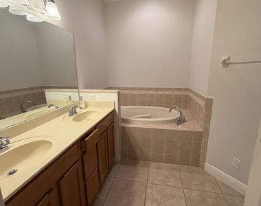 131 Manny Lane - Photo Thumbnail 17