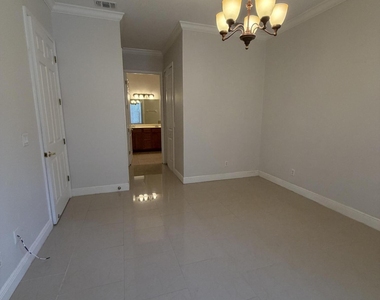 131 Manny Lane - Photo Thumbnail 15