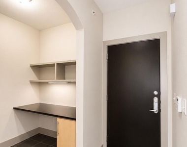 3660 Richmond St Avenue - Photo Thumbnail 3