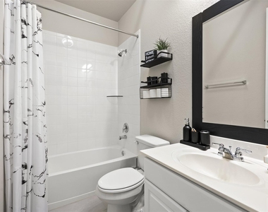 2223 Islawild Way - Photo Thumbnail 27