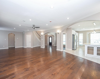 9715 Atwell Drive - Photo Thumbnail 8