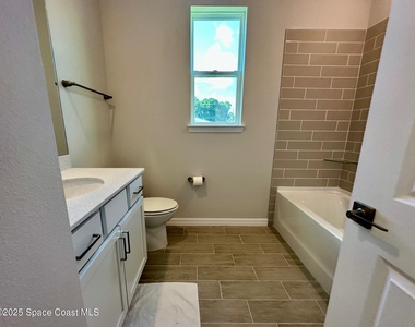 1326 Seeley Circle Nw - Photo Thumbnail 16