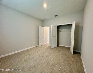 1326 Seeley Circle Nw - Photo Thumbnail 18