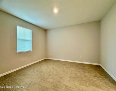 1326 Seeley Circle Nw - Photo Thumbnail 19