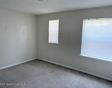 14 Carmalt Street - Photo Thumbnail 4