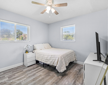 311 W University Boulevard - Photo Thumbnail 13