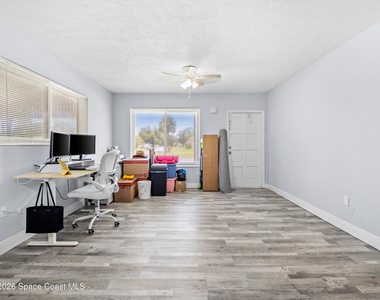 311 W University Boulevard - Photo Thumbnail 3