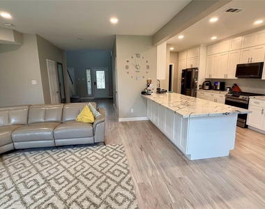 22430 Tullis Trail Ct - Photo Thumbnail 1