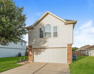 5405 Rio Ramos Court - Photo Thumbnail 2