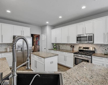 11103 Canyon Brook Court - Photo Thumbnail 10