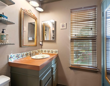11710 Southlake Drive - Photo Thumbnail 27