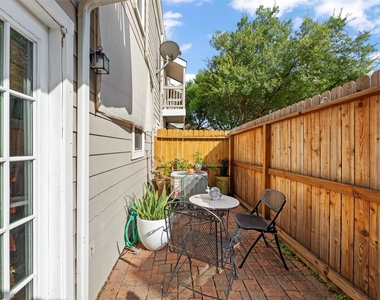 11710 Southlake Drive - Photo Thumbnail 17