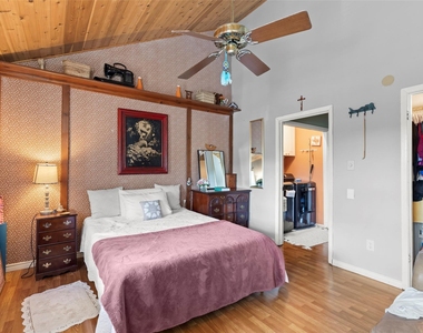 11710 Southlake Drive - Photo Thumbnail 26