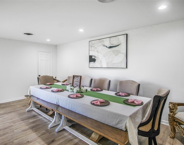 536 Oak Drive - Photo Thumbnail 8