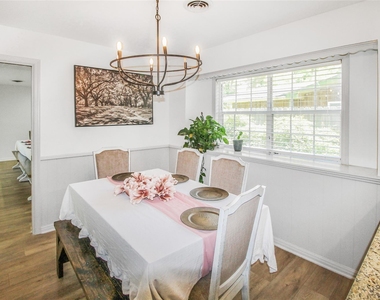 536 Oak Drive - Photo Thumbnail 11