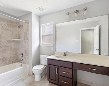 20805 Langworth Place - Photo Thumbnail 13