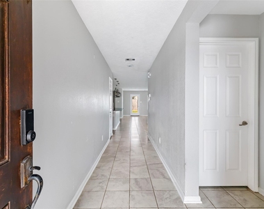 20805 Langworth Place - Photo Thumbnail 10