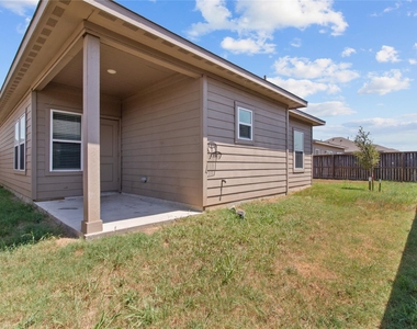 1111 Road 5102 - Photo Thumbnail 16