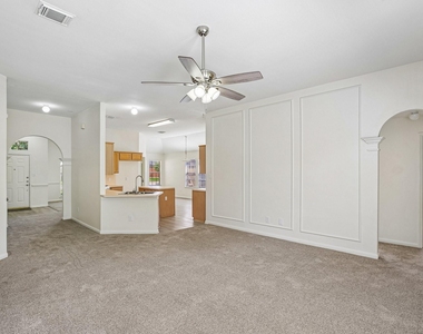 16911 Bouldgreen - Photo Thumbnail 9