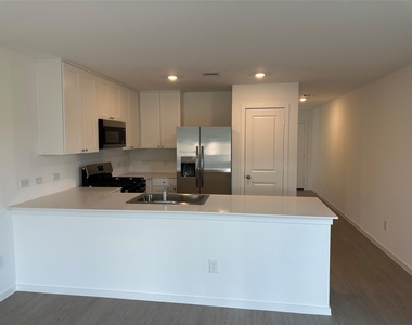 6209 Alder Creek - Photo Thumbnail 7