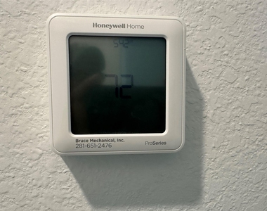 6209 Alder Creek - Photo Thumbnail 25