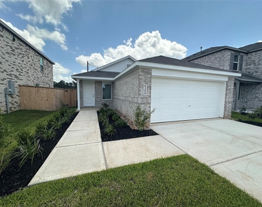 6209 Alder Creek - Photo Thumbnail 1