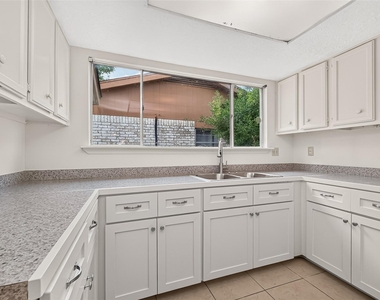 8638 Little River Road - Photo Thumbnail 12