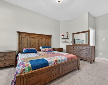 2134 Bluegrass Lane - Photo Thumbnail 11