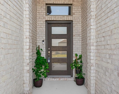 2134 Bluegrass Lane - Photo Thumbnail 1