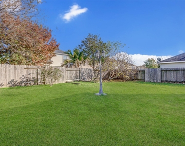 3118 Clipper Winds Way - Photo Thumbnail 17
