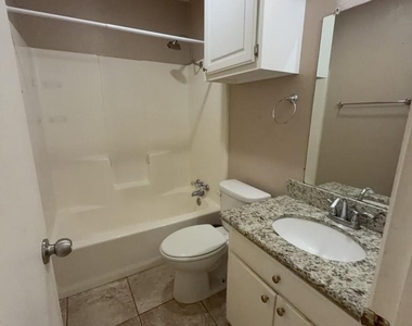 629 W Ridge Drive - Photo Thumbnail 18