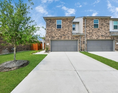 10309 Costa Terrace Drive - Photo Thumbnail 8