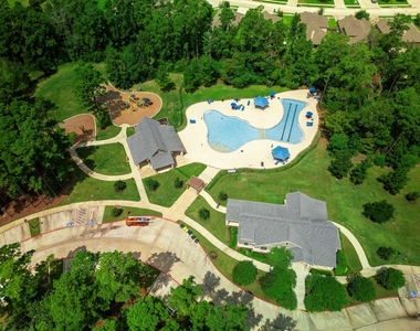 14334 Winema View Lane - Photo Thumbnail 32
