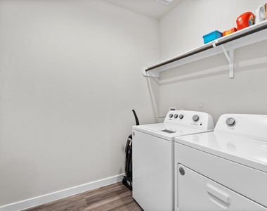 14334 Winema View Lane - Photo Thumbnail 25