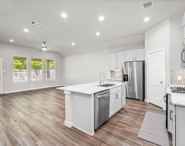 14334 Winema View Lane - Photo Thumbnail 4