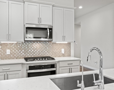 14334 Winema View Lane - Photo Thumbnail 5