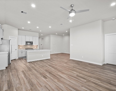 14334 Winema View Lane - Photo Thumbnail 44