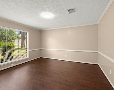 17627 Macrantha Drive - Photo Thumbnail 6
