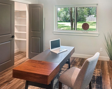 701 Cannan Drive - Photo Thumbnail 15